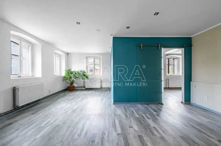 Prodej rodinného domu, Žandov - Radeč, 250 m2