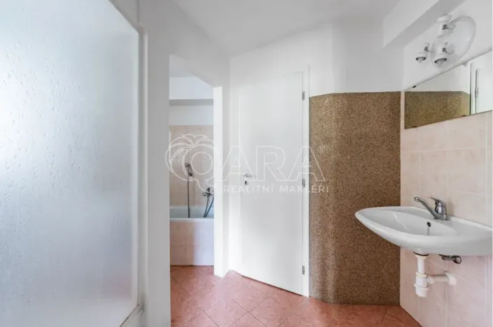 Prodej rodinného domu, Žandov - Radeč, 250 m2