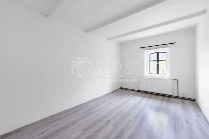 Prodej rodinného domu, Žandov - Radeč, 250 m2