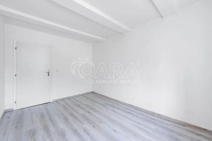 Prodej rodinného domu, Žandov - Radeč, 250 m2