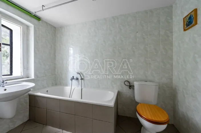 Prodej rodinného domu, Žandov - Radeč, 250 m2