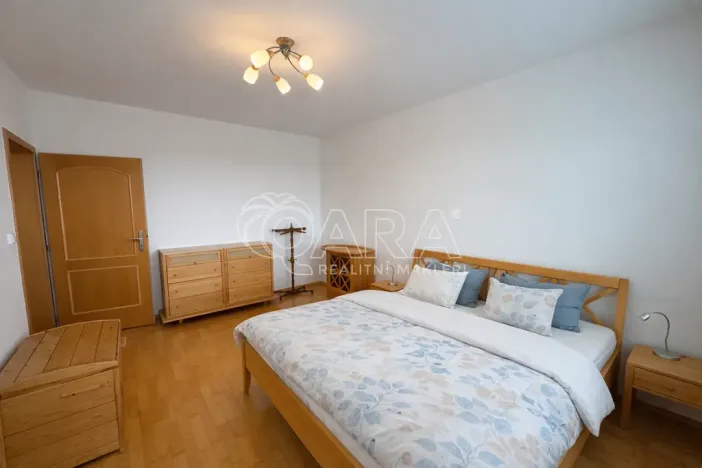 Pronájem bytu 5+1, Praha - Libuš, Zbudovská, 120 m2