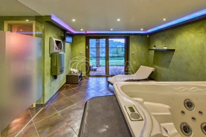 Prodej rodinného domu, Vrchlabí - Hořejší Vrchlabí, 429 m2