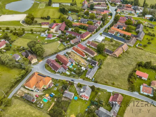 Prodej pozemku pro bydlení, Milínov, 712 m2