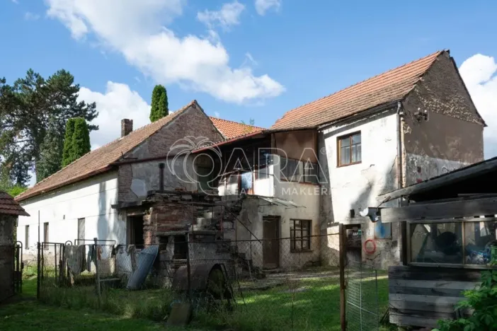 Prodej rodinného domu, Zápy, 200 m2