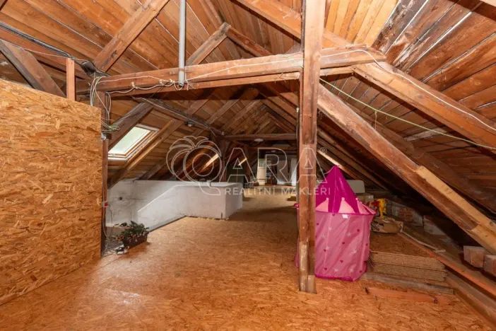 Prodej chalupy, Radvanice, 216 m2