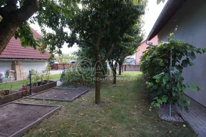 Prodej rodinného domu, Hrochův Týnec, Zámecká, 115 m2