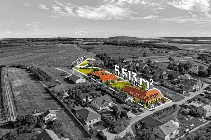 Prodej ubytování, Hlohovec, Na kopci, 1450 m2