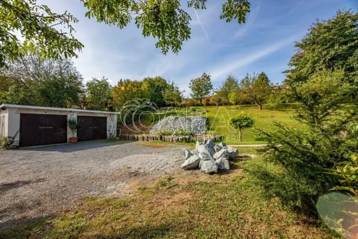 Prodej pozemku pro bydlení, Mnichovice - Božkov, Skuhrovecká, 2043 m2