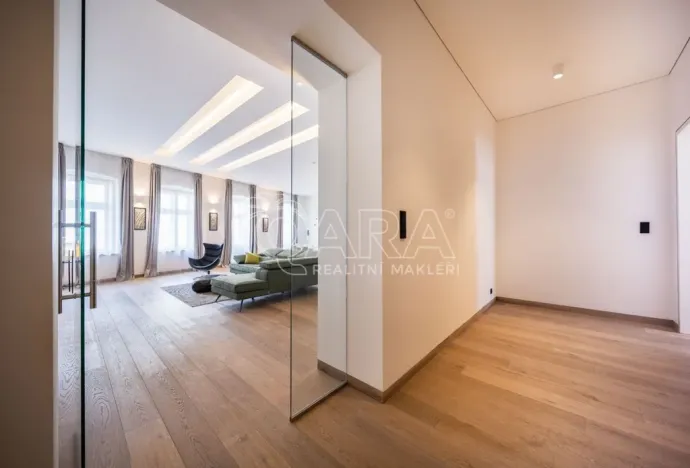 Pronájem bytu 3+kk, Praha - Nové Město, Truhlářská, 186 m2