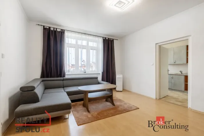 Pronájem bytu 2+1, Břeclav - Poštorná, třída 1. máje, 54 m2