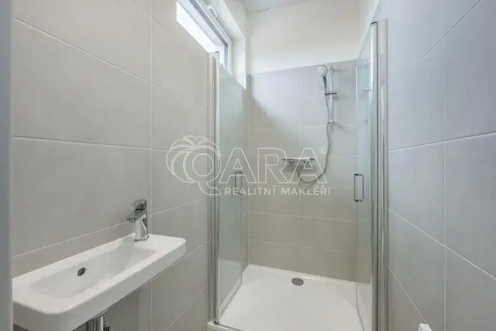 Pronájem skladu, Divišov, 2922 m2