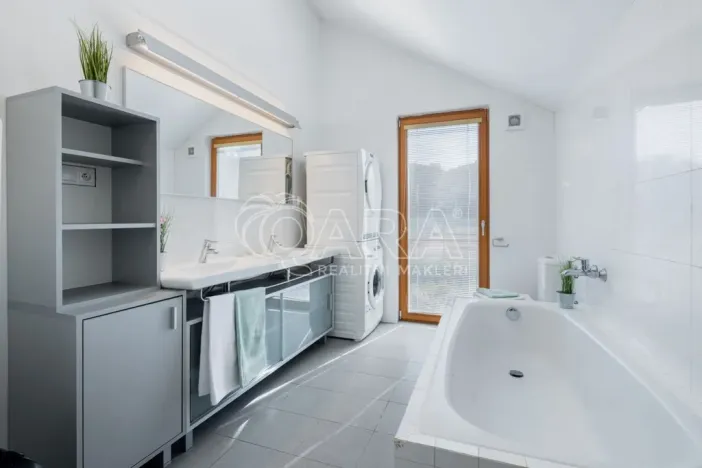 Prodej rodinného domu, Vyžlovka, V Březinkách, 134 m2