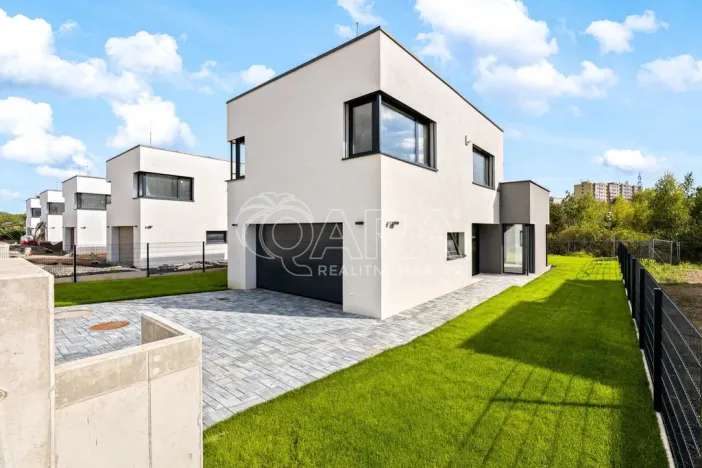 Prodej rodinného domu, Praha - Chodov, 288 m2