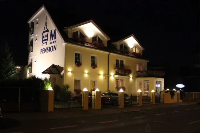 Prodej ubytování, Praha - Libeň, Davídkova, 890 m2