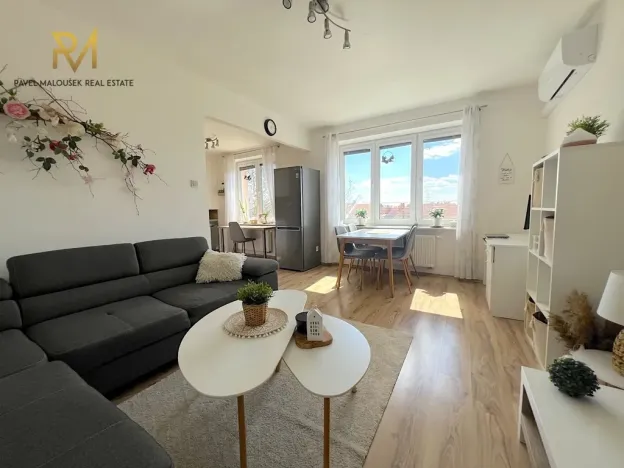 Pronájem bytu 2+kk, Drnholec, Wolkerova, 50 m2