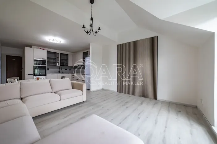 Prodej bytu 5+kk, Holubice, Za Dvorem, 117 m2