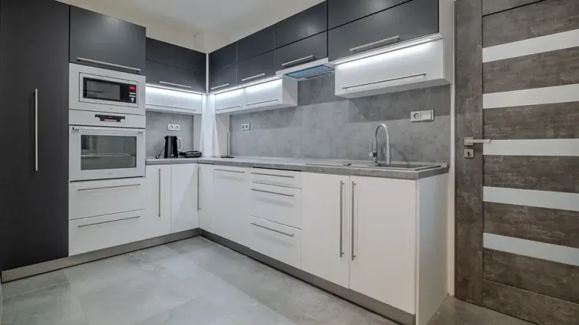 Prodej rodinného domu, Pržno, 197 m2