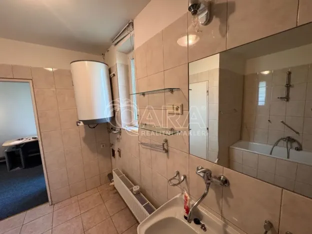 Pronájem kanceláře, Praha - Horní Počernice, Bystrá, 100 m2