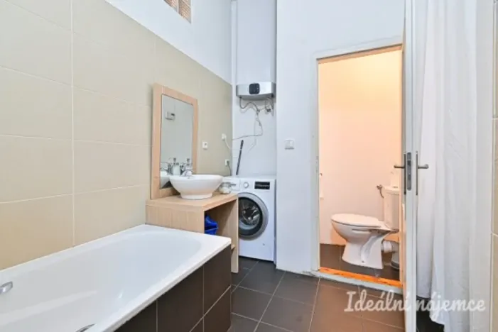 Pronájem bytu 2+1, Brno, Veselá, 52 m2