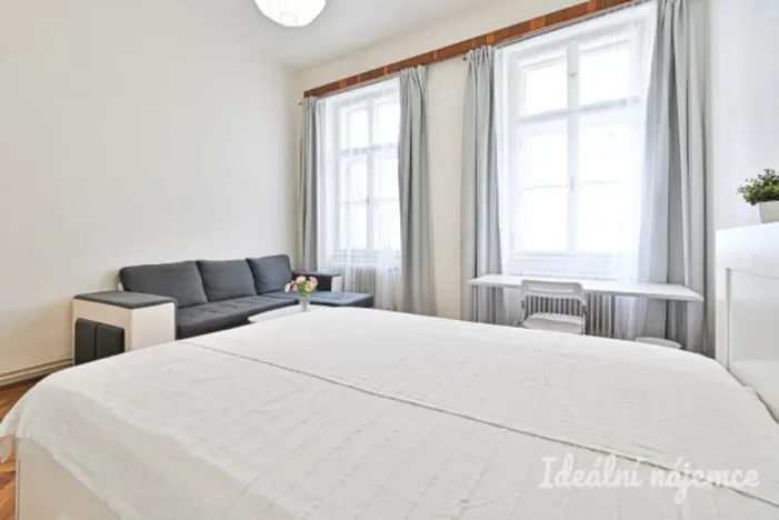 Pronájem bytu 2+1, Brno, Veselá, 52 m2