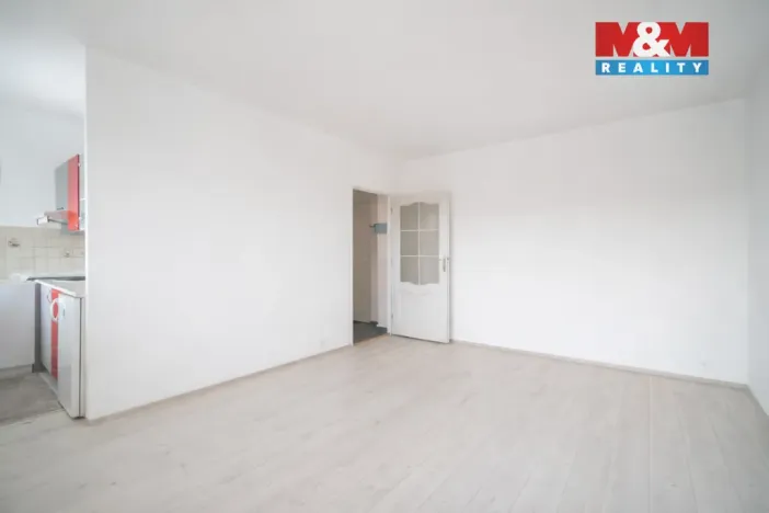 Pronájem bytu 1+kk, Kladno - Kročehlavy, Vodárenská, 33 m2
