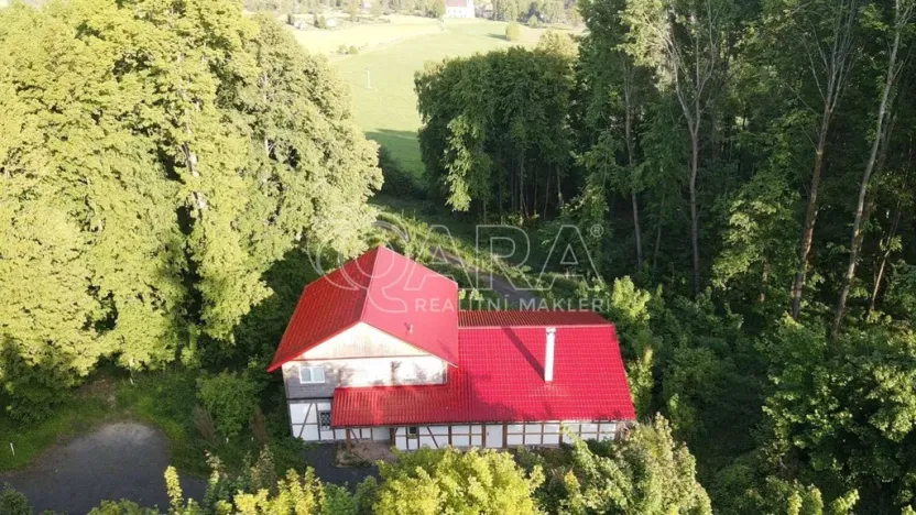 Prodej rodinného domu, Lobendava, 263 m2