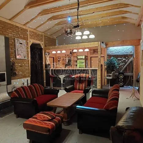 Prodej rodinného domu, Lobendava, 263 m2