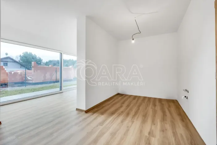 Prodej bytu 2+kk, Kunčice nad Labem, 79 m2