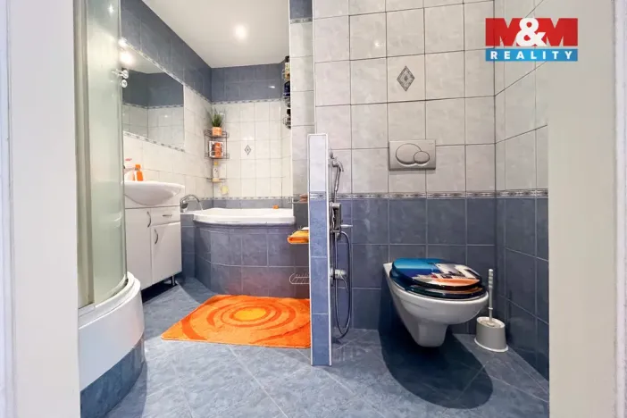 Prodej bytu 3+1, Chomutov, Svahová, 68 m2