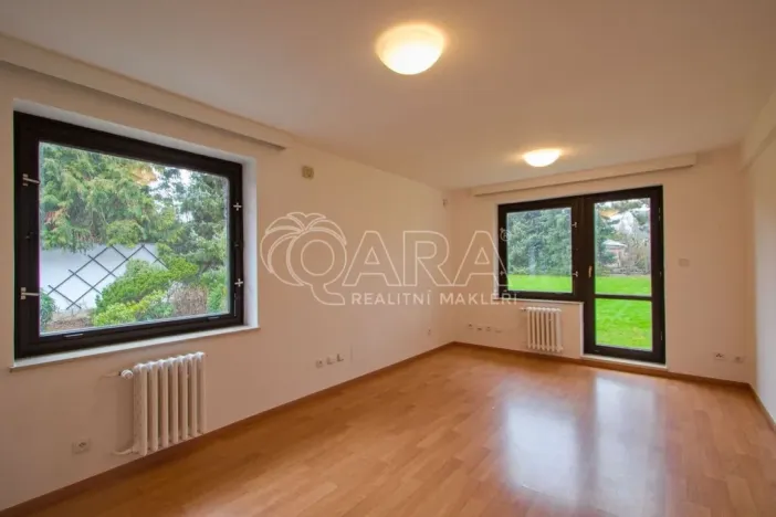 Pronájem kanceláře, Praha - Kunratice, Ke hrádku, 417 m2