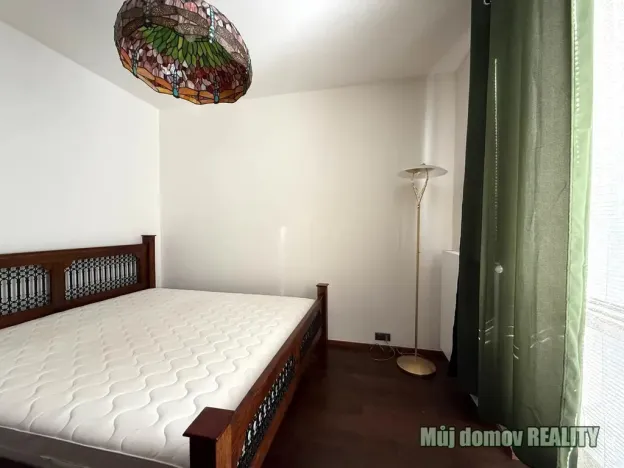 Pronájem bytu 2+kk, Praha - Malá Strana, Mostecká, 54 m2