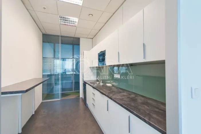 Pronájem kanceláře, Praha - Chodov, Türkova, 500 m2