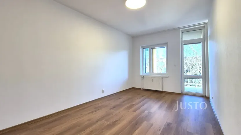 Pronájem bytu 2+kk, Písek - Pražské Předměstí, V Portyči, 65 m2