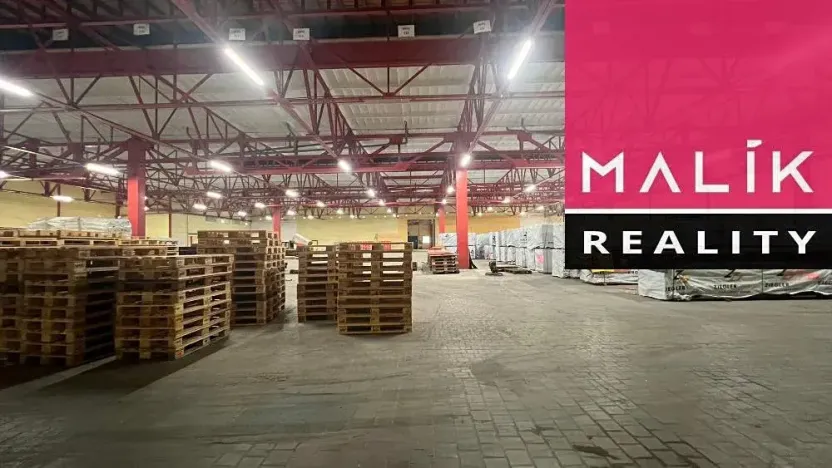 Pronájem skladu, Aš, 8243 m2