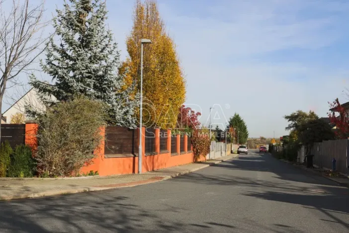 Prodej rodinného domu, Jesenice, Papoušková, 695 m2