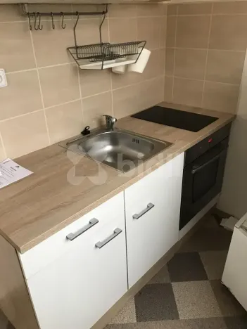 Pronájem bytu 1+kk, Praha - Háje, Hekrova, 30 m2