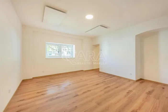 Pronájem obchodního prostoru, Buštěhrad, Žižkova, 31 m2