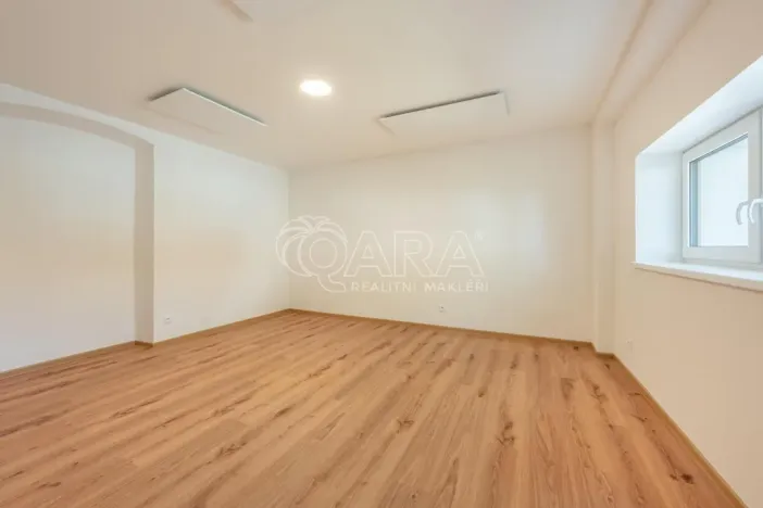 Pronájem obchodního prostoru, Buštěhrad, Žižkova, 31 m2