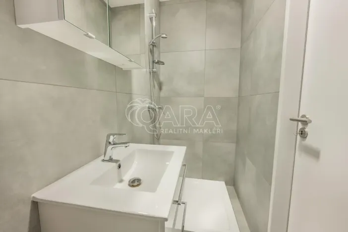 Pronájem obchodního prostoru, Buštěhrad, Žižkova, 31 m2