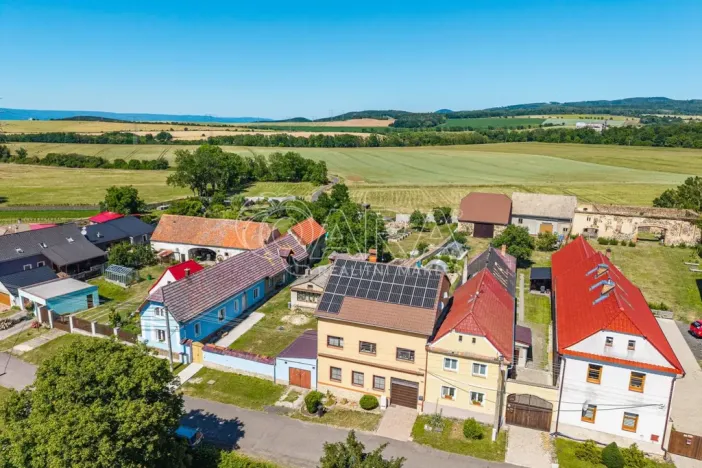 Prodej rodinného domu, Měrunice - Žichov, 186 m2