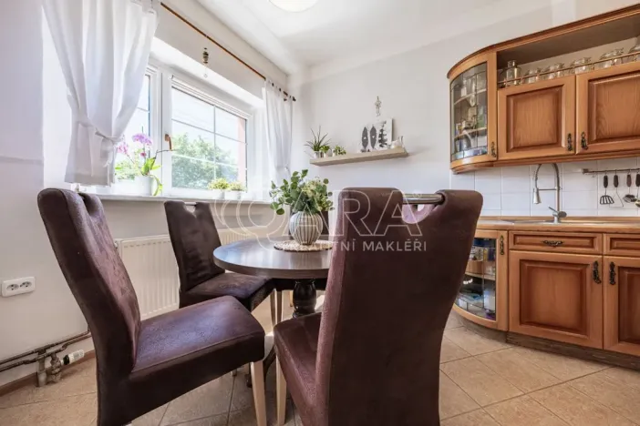 Prodej rodinného domu, Měrunice - Žichov, 186 m2