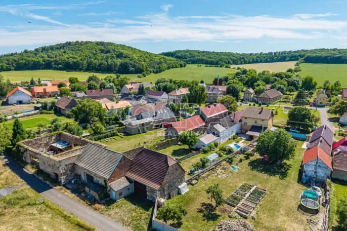 Prodej rodinného domu, Měrunice - Žichov, 186 m2