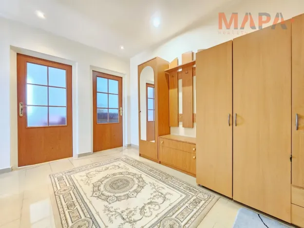 Prodej bytu 3+1, Chomutov, Pod Břízami, 61 m2