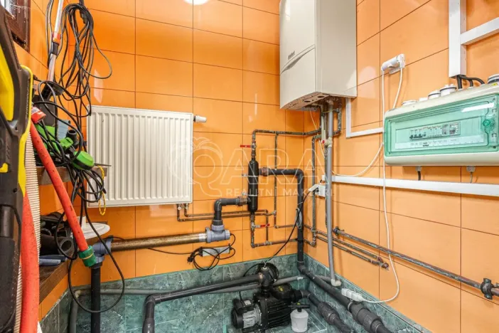 Prodej rodinného domu, Hostivice, Vodňanského, 195 m2