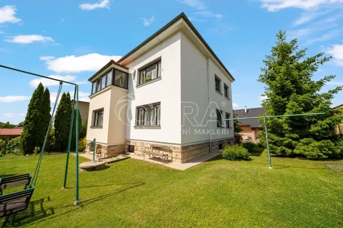 Prodej rodinného domu, Lázně Bělohrad, Tyršova, 247 m2