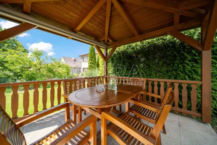 Prodej rodinného domu, Lázně Bělohrad, Tyršova, 247 m2