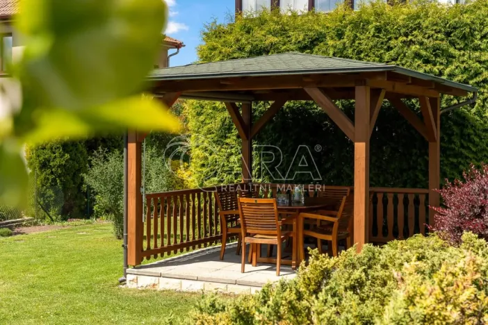 Prodej rodinného domu, Lázně Bělohrad, Tyršova, 247 m2