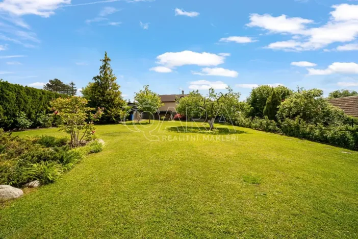 Prodej rodinného domu, Lázně Bělohrad, Tyršova, 247 m2