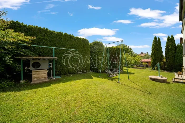 Prodej rodinného domu, Lázně Bělohrad, Tyršova, 247 m2